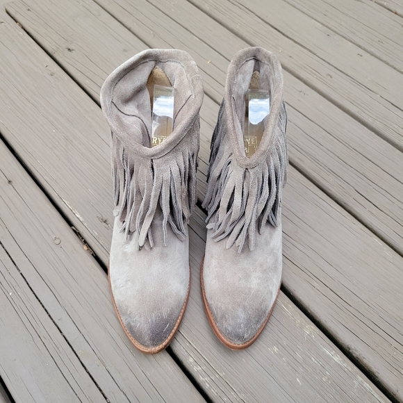 Frye Ilana Grey Suede Burnished Toe Fringe Western Boho Cowgirl Ankle Boots 9 - Picture 5 of 10